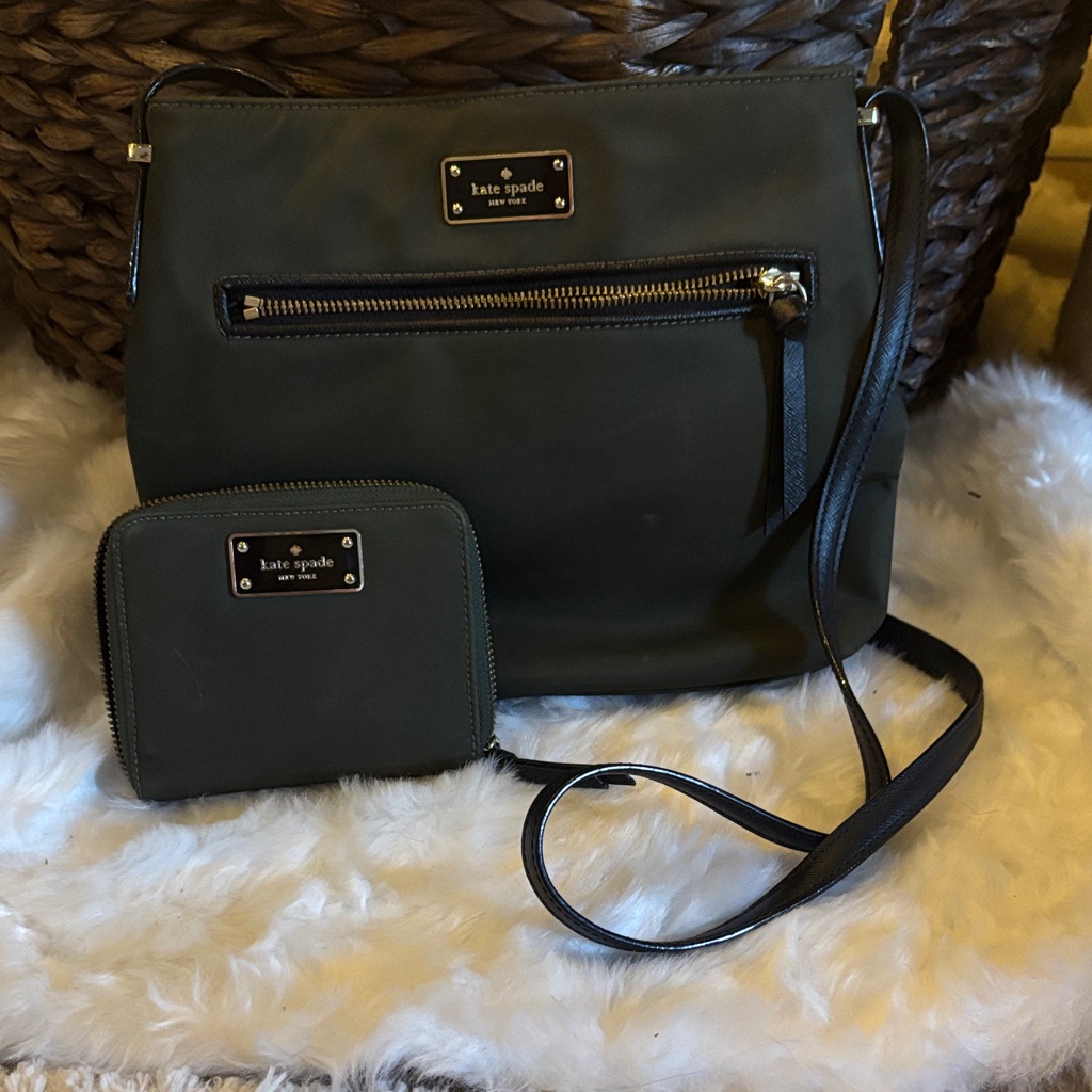 Kate Spade Dark Green Crossbody Bag With Wallet Kate Spade Dark Green Crossbody Bag With Wallet